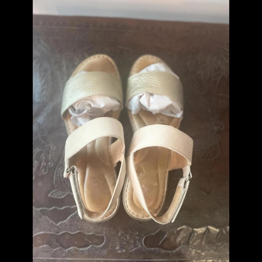 Born Size 8M Stylish Gold and Beige Slingback Sandals